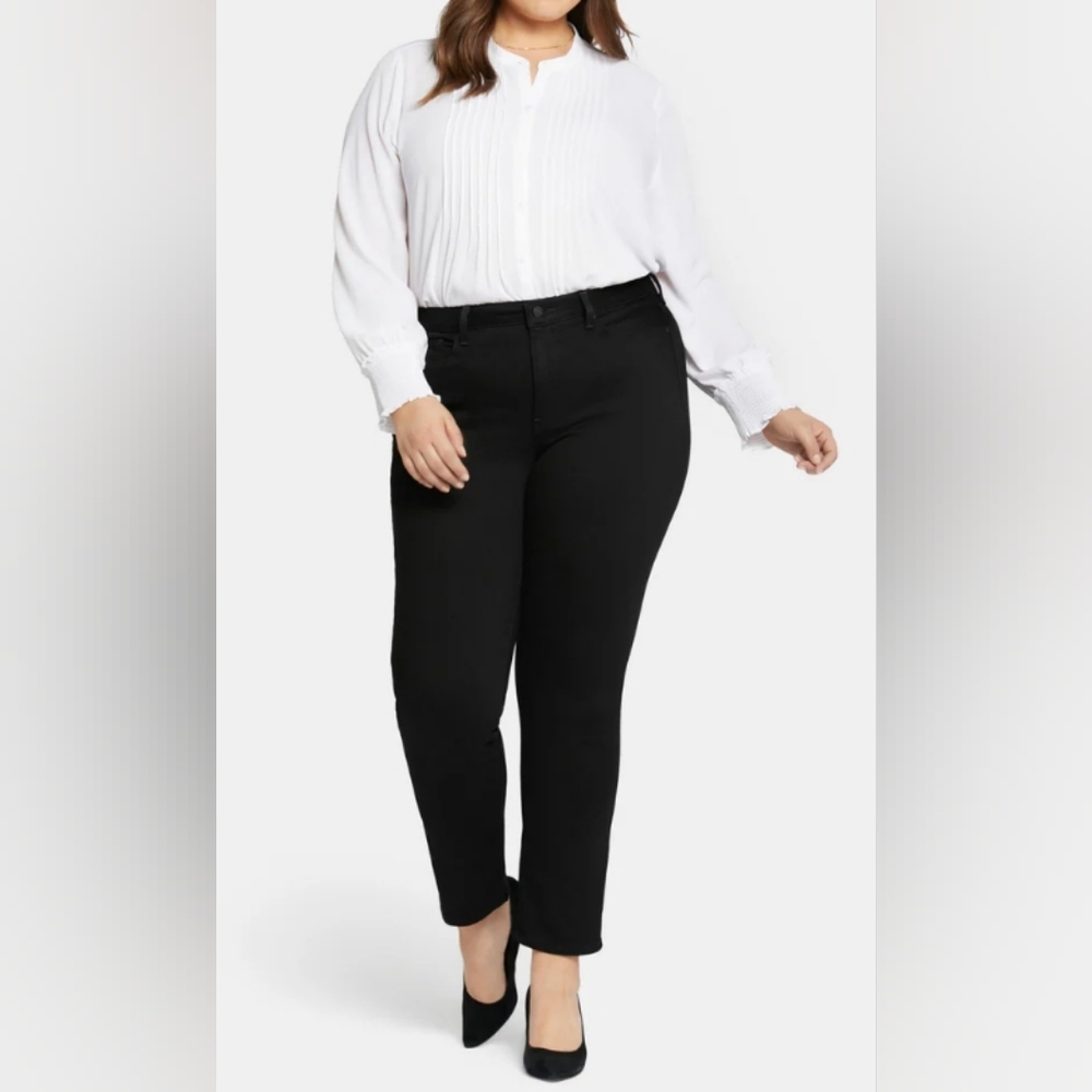 NYDJ Black Straight Leg Jeans Curvy Fit Missez Size 10